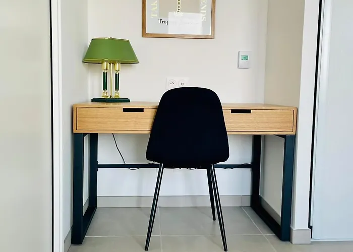 Iconic T3 - Parking - Wifi - Vue Et Montagne Apartment