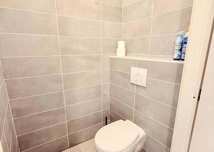 Iconic T3 - Parking - Wifi - Vue Et Montagne * Agde