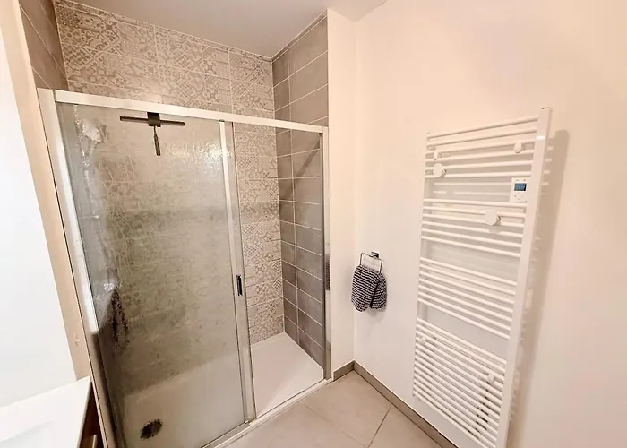 Apartment Iconic T3 - Parking - Wifi - Vue Et Montagne *