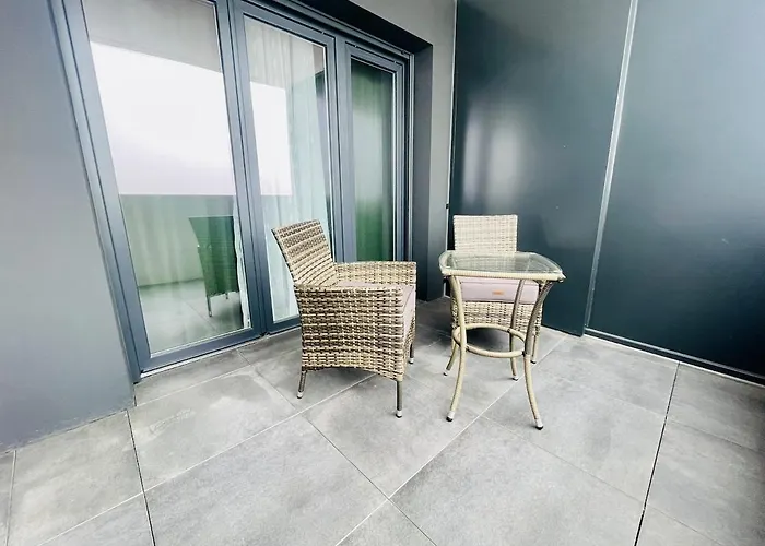 Iconic T3 - Parking - Wifi - Vue Et Montagne