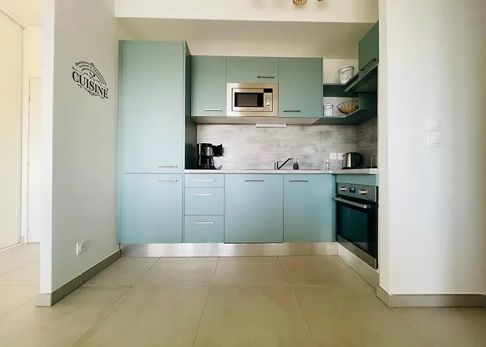 Iconic T3 - Parking - Wifi - Vue Et Montagne Agde