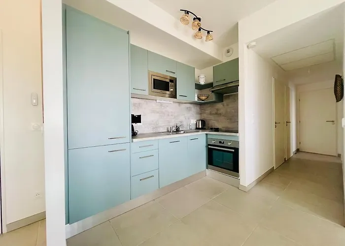 Iconic T3 - Parking - Wifi - Vue Et Montagne Apartment *