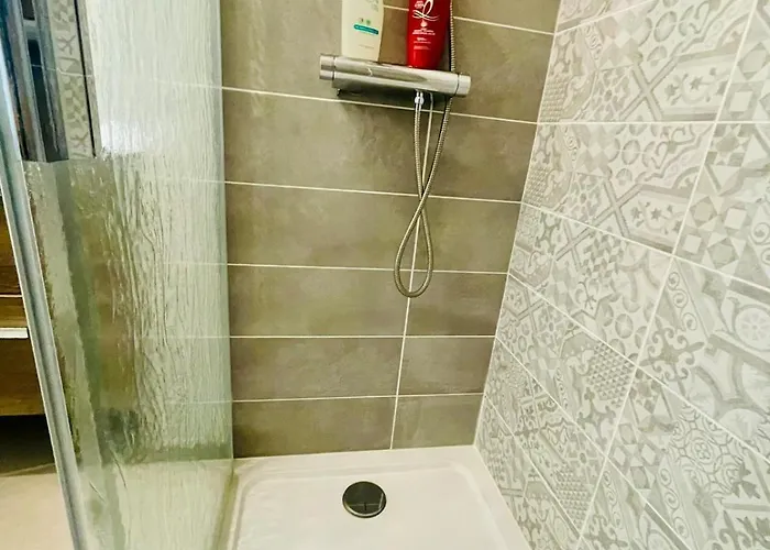 Iconic T3 - Parking - Wifi - Vue Et Montagne Apartment Agde