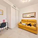 Iconic T3 - Parking - Wifi - Vue Et Montagne Apartment Agde