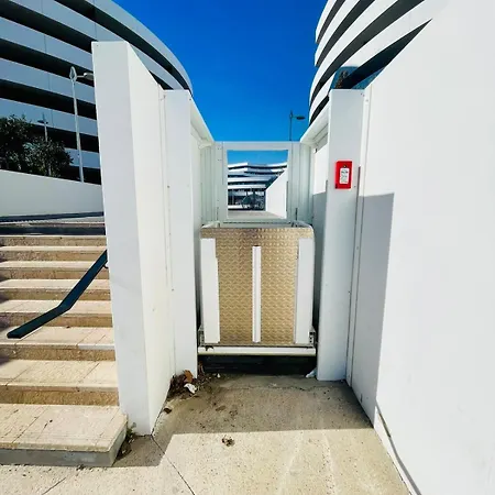 Iconic T3 - Parking - Wifi - Vue Et Montagne Appartamento