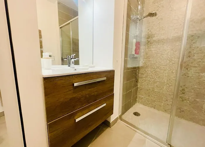 Iconic T3 - Parking - Wifi - Vue Et Montagne