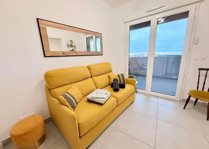 Iconic T3 - Parking - Wifi - Vue Et Montagne Appartamento Agde